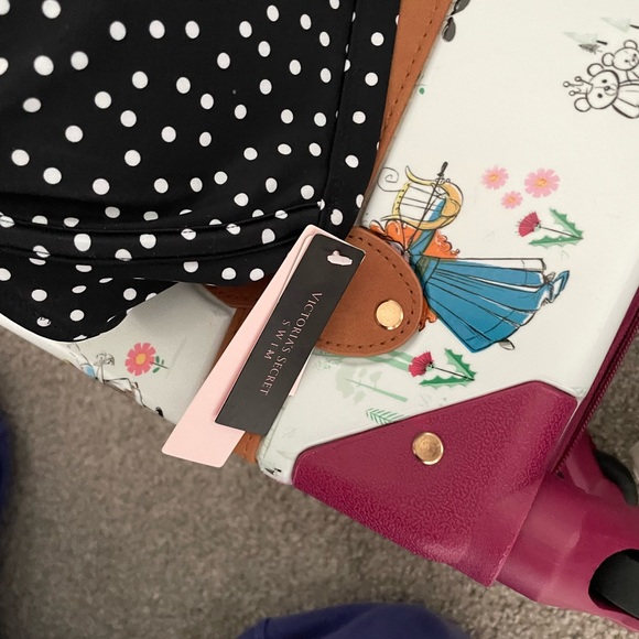 Victoria’s Secret NW black and white polka dot triangle bikini top - Picture 5 of 5